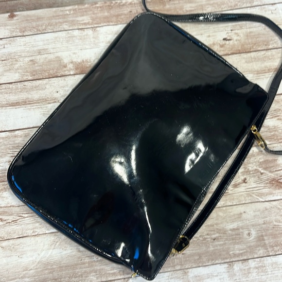 Ferragamo Salvatore Ferragamo Black Patent Leather Mini Shoulder Bag Clutch - Picture 4 of 16